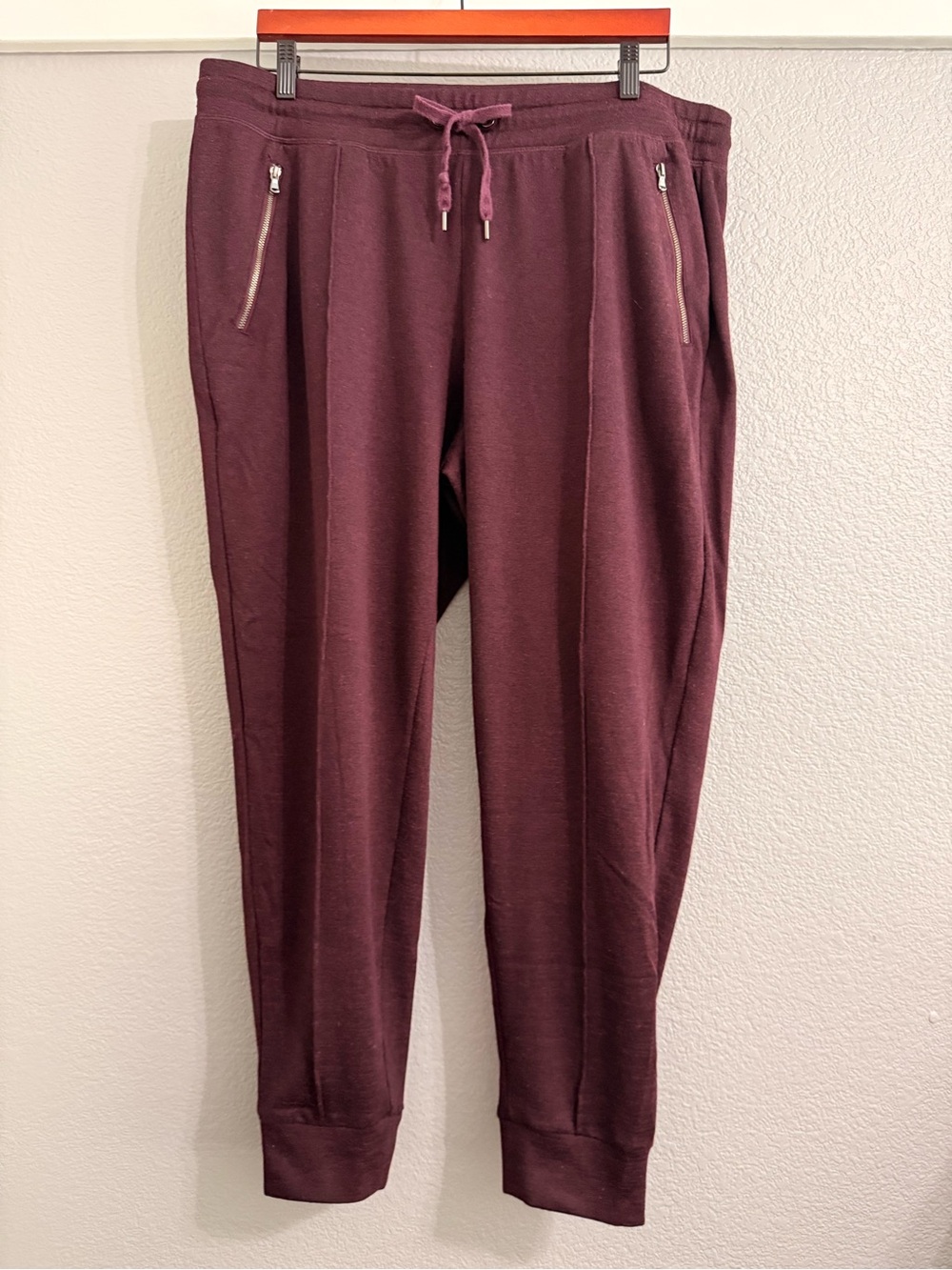 Old Navy Drawstring Joggers in Plum Burgundy